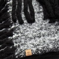 Damskie TIMBERLAND SZALIK COLORBLOCK BLANKET SCARF tb0a1eqs0011 kolor czarny