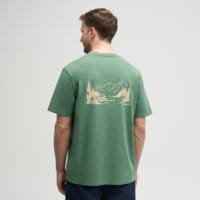 T-shirt, koszulka męska TIMBERLAND T-SHIRT LAKE HOUSE BACK GRAPHIC TEE tb0a5mkya6z1 kolor zielony