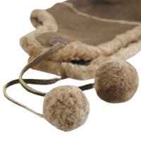 Czapka zimowa damska TIMBERLAND CZAPKA Z WOMEN'S SHEARLING TRAPPER j1532228 kolor brązowy