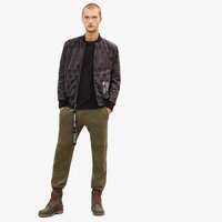 Kurtka przejściowa męska (wiosenna i jesienna) TIMBERLAND KURTKA CHRISTOPHER RAEBURN BOMBER tb0a1ybem451 kolor czarny